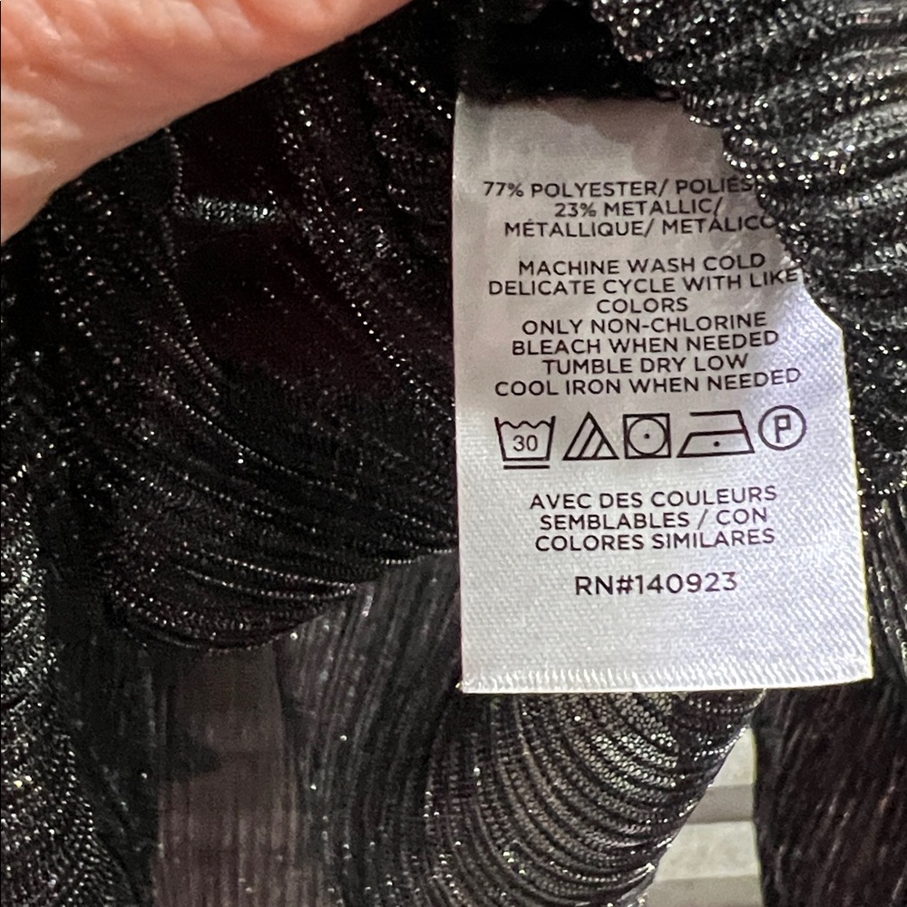 LOFT Shimmering Black Blouse - Picture 5 of 6